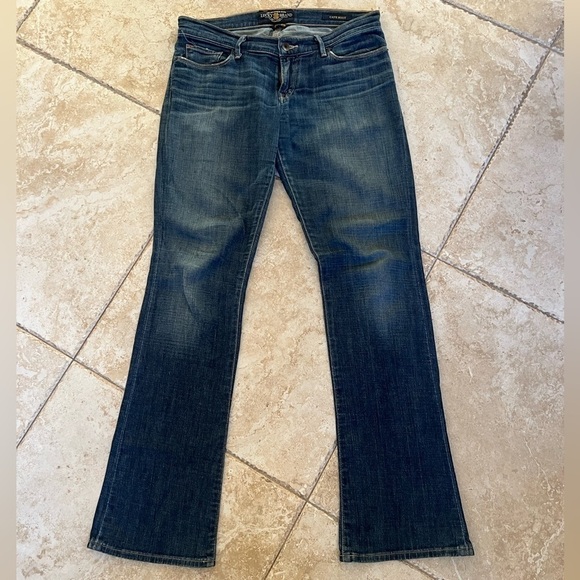 Lucky BRAND Vintage Cate boot leg flare with flap pockets distressed size 29 - Picture 1 of 15